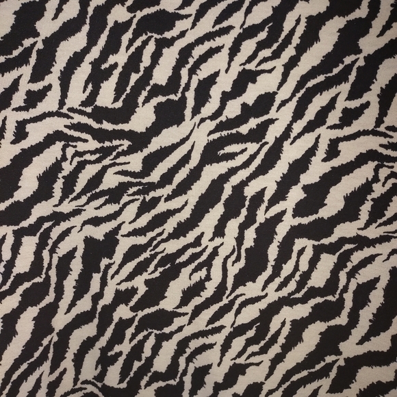 Lucky & Blessed Zebra Print Duster Large NWT - Picture 3 of 5